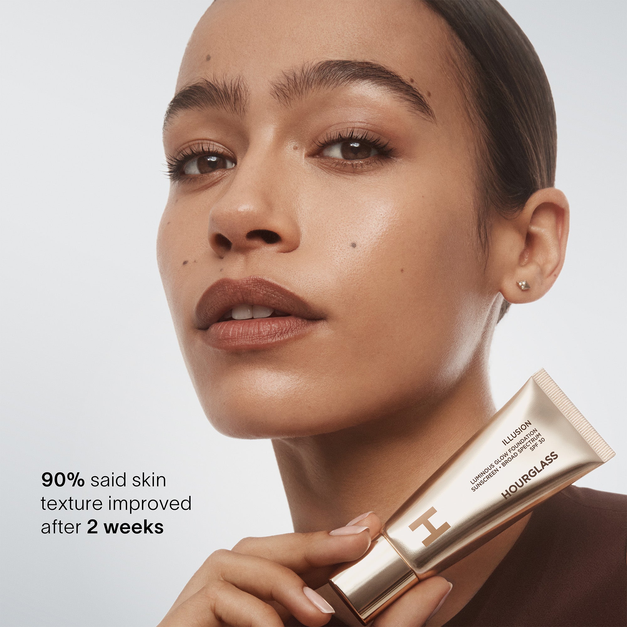 ILLUSION LUMINOUS GLOW FOUNDATION SPF 30