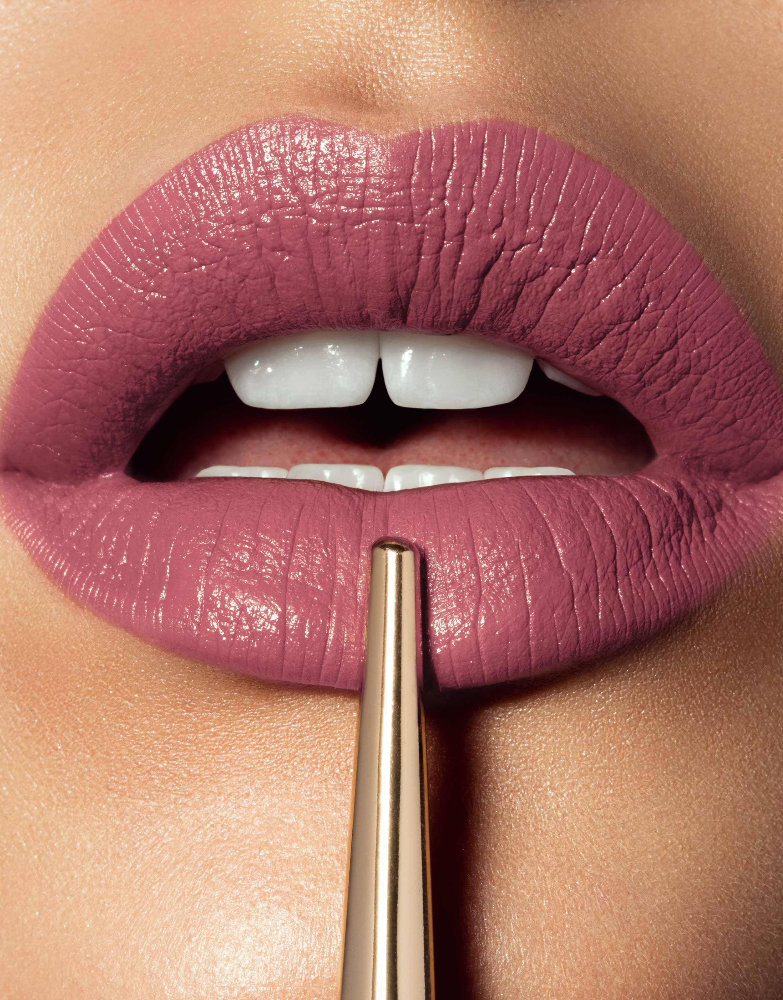Confession™ Ultra Slim High Intensity Refillable Lipstick