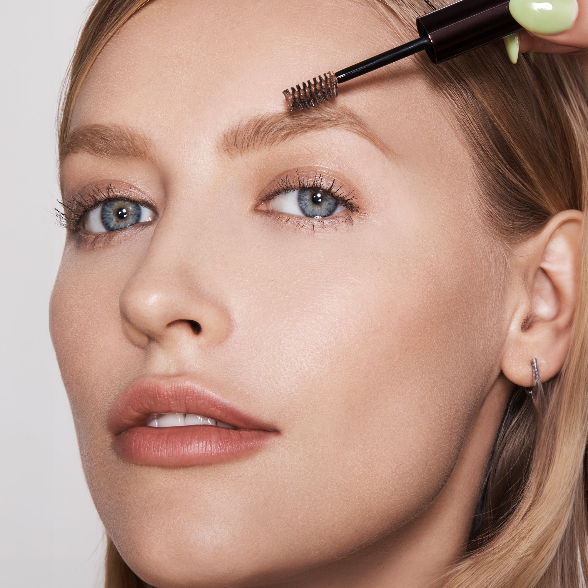 Arch™ Brow Volumizing Fiber Gel