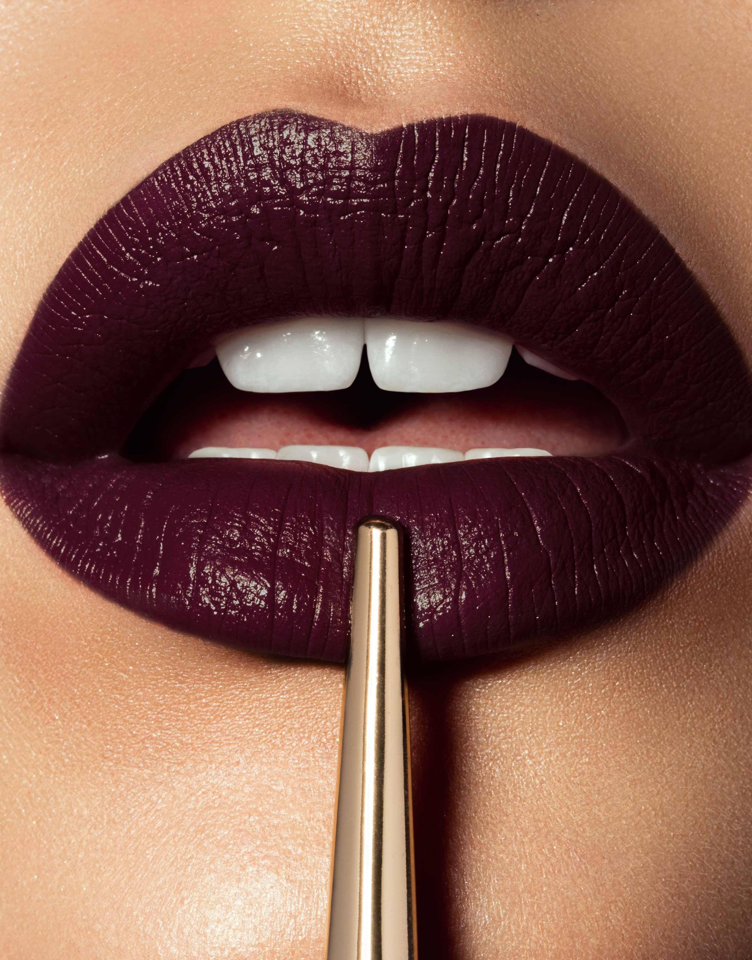 Confession™ Ultra Slim High Intensity Refillable Lipstick